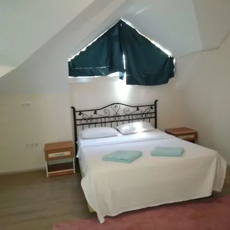 Bluehouse 2 Apartment *